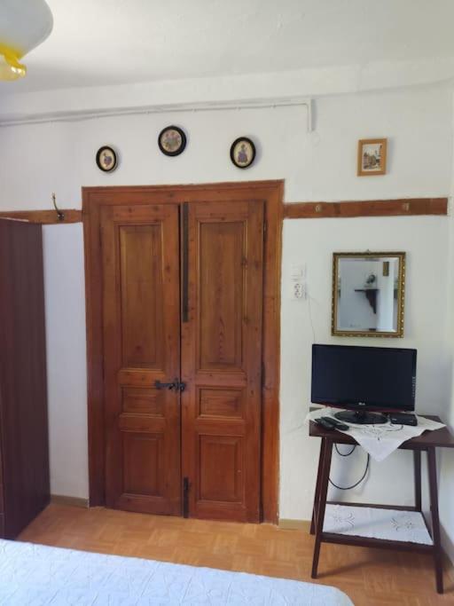 Athena'S Guest House Stagiates Exterior photo